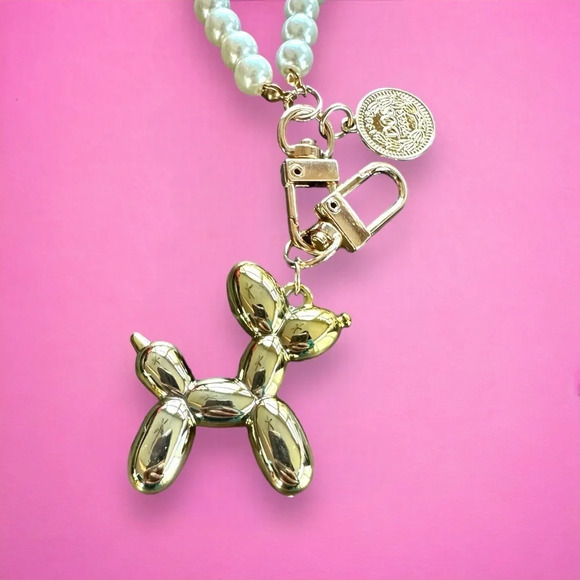 Balloon dog gold‎ keychain with pearl accent - Picture 2 of 6